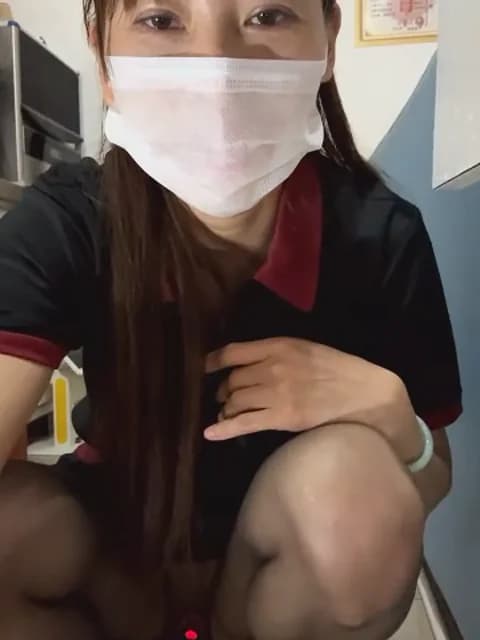 Cherry520 Cam Archive - April 9, 2026 04:29 (120min)