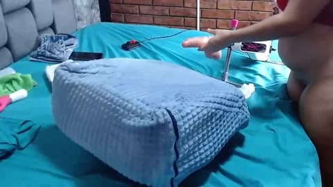 Couple_Gold69 Cam Archive - March 11, 2026 10:40 (36min)