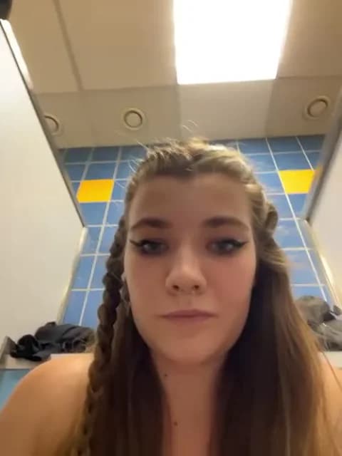 Holy_Tereza Cam Archive - January 14, 2026 19:54 (34min)