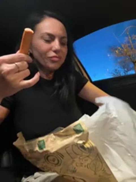 KimKelly13 Cam Archive - January 16, 2026 18:15 (32min)