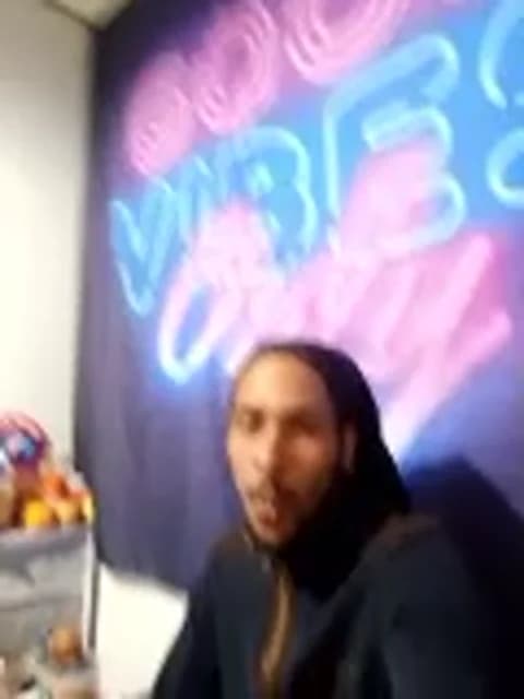 Mikaaa97 Cam Archive - January 18, 2026 20:48 (32min)