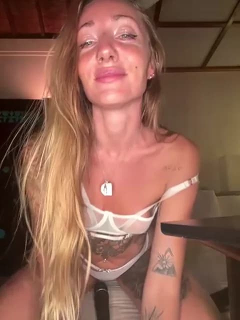 OpheliaRoxx Cam Archive - January 19, 2026 07:47 (55min)