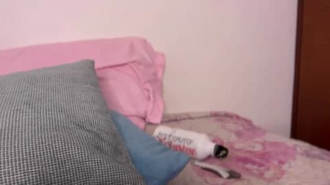 ariadnaz Cam Archive - February 6, 2026 01:43 (44min)