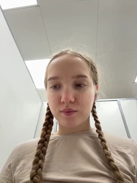 bambi_lu Cam Archive - January 20, 2026 21:15 (51min)