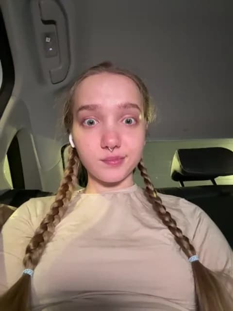 bambi_lu Cam Archive - January 21, 2026 24:14 (36min)