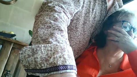 chloejk56 Cam Archive - January 11, 2026 (38min)