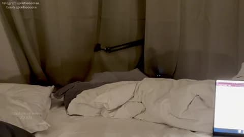 cutieeeeva Cam Archive - February 21, 2026 17:51 (36min)