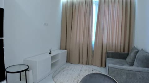 eugeniastalley Cam Archive - March 21, 2026 16:40 (120min)