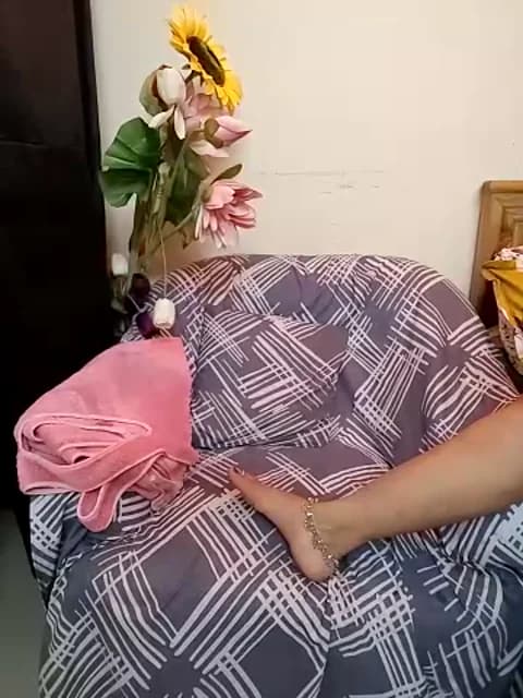 kaamuk_shweta Cam Archive - March 19, 2026 09:52 (37min)