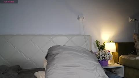 kaeliascorch Cam Archive - January 12, 2026 19:37 (92min)