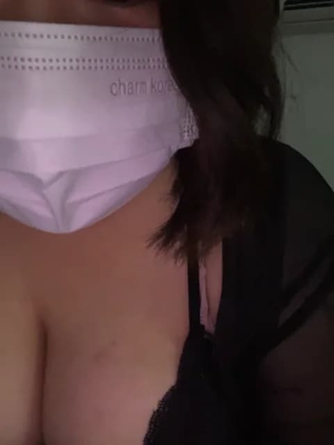 kitty_oo Cam Archive - February 24, 2026 09:49 (36min)