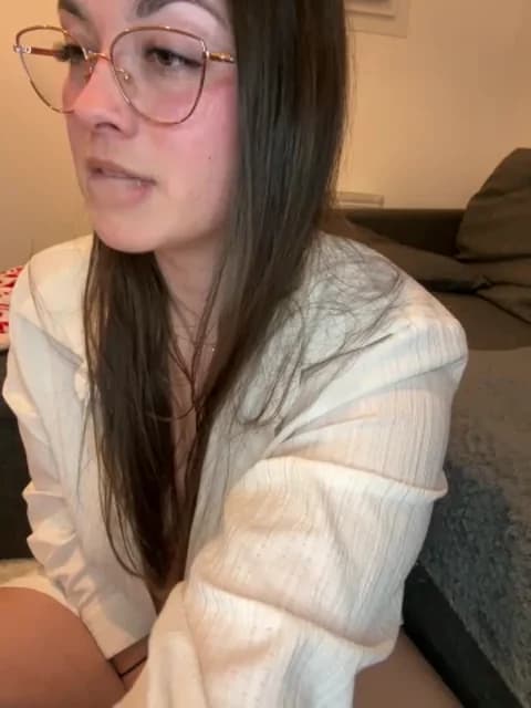 liloush__ Cam Archive - January 14, 2026 23:17 (38min)