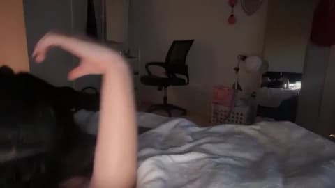 lunarose17 Cam Archive - January 20, 2026 02:16 (64min)