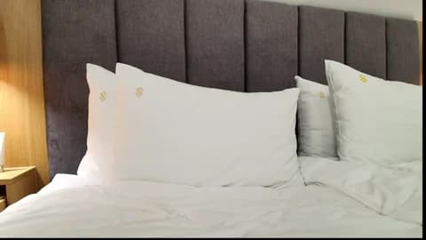 milla_bella Cam Archive - January 25, 2026 23:25 (120min)