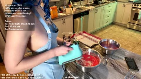 misshowl Cam Archive - March 19, 2026 09:19 (120min)