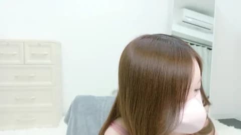 salachan_v Cam Archive - April 6, 2026 12:18 (37min)