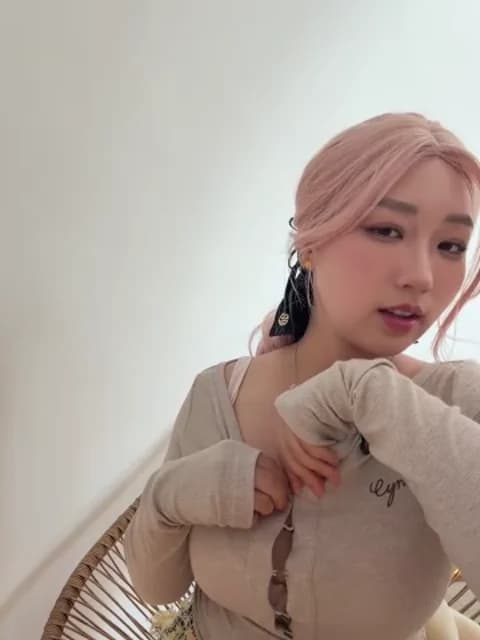 winter11 Cam Archive - April 12, 2026 04:45 (33min)