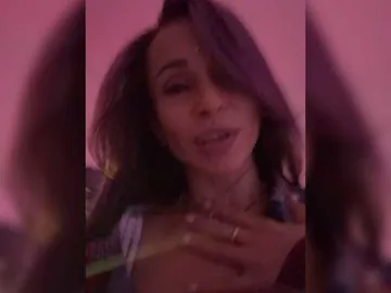 VIP17CoupleDream BongaCams Model - Cam Recordings